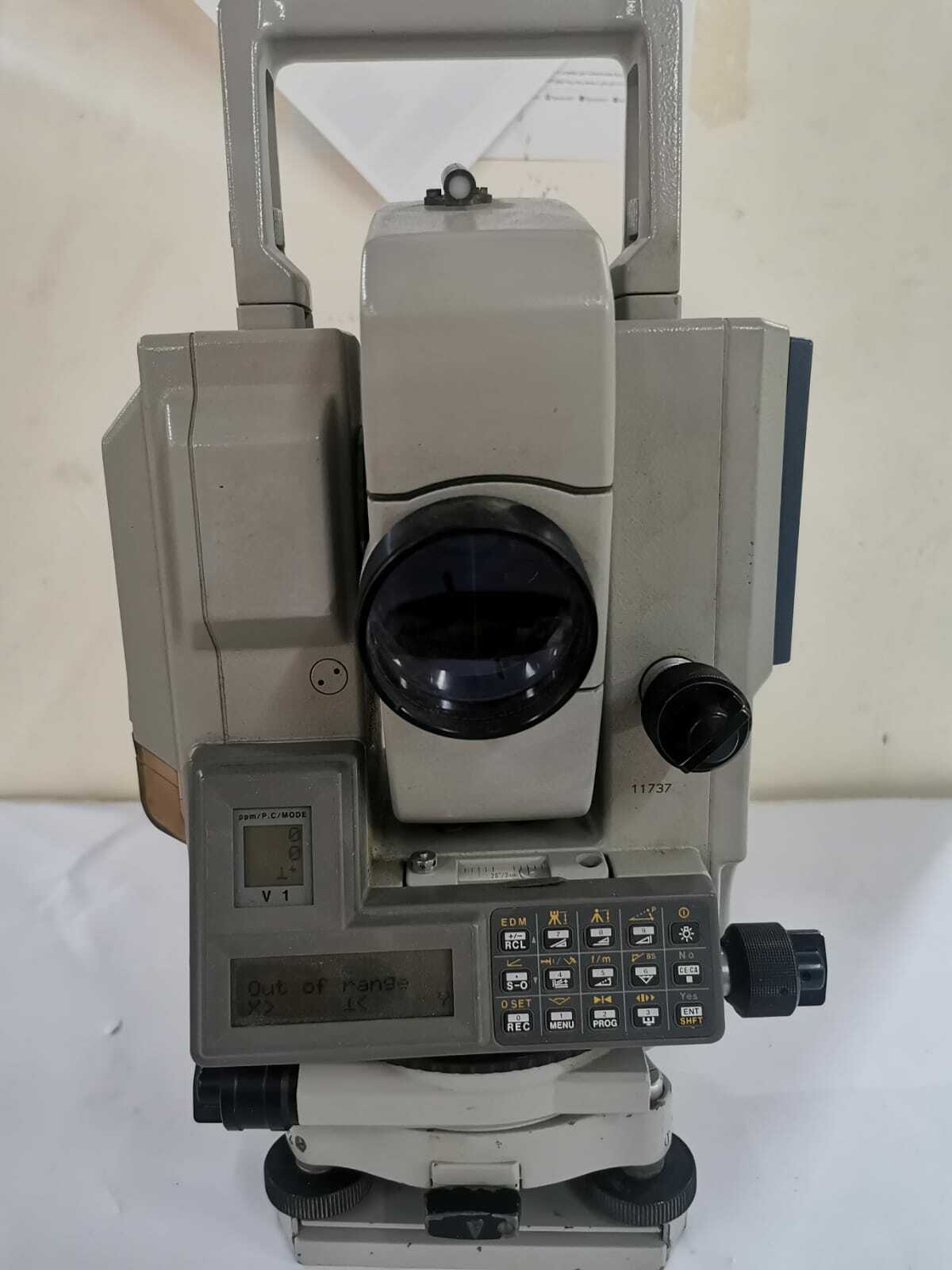 GE D20841 SOKKIA REFLECTING PRISM SYSTEM SET2C D20841 NEED CHANGE BATTERY 2