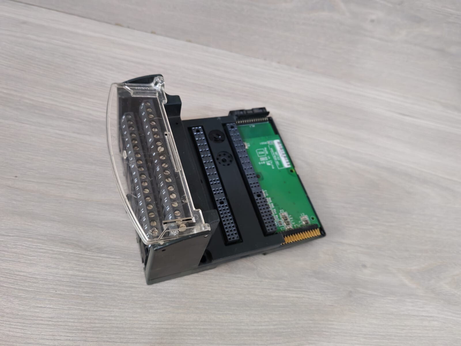 GE 44A747832-G01 GE FANUC 44A747832-G01 Control Module NBT1A3 - Base Only 8