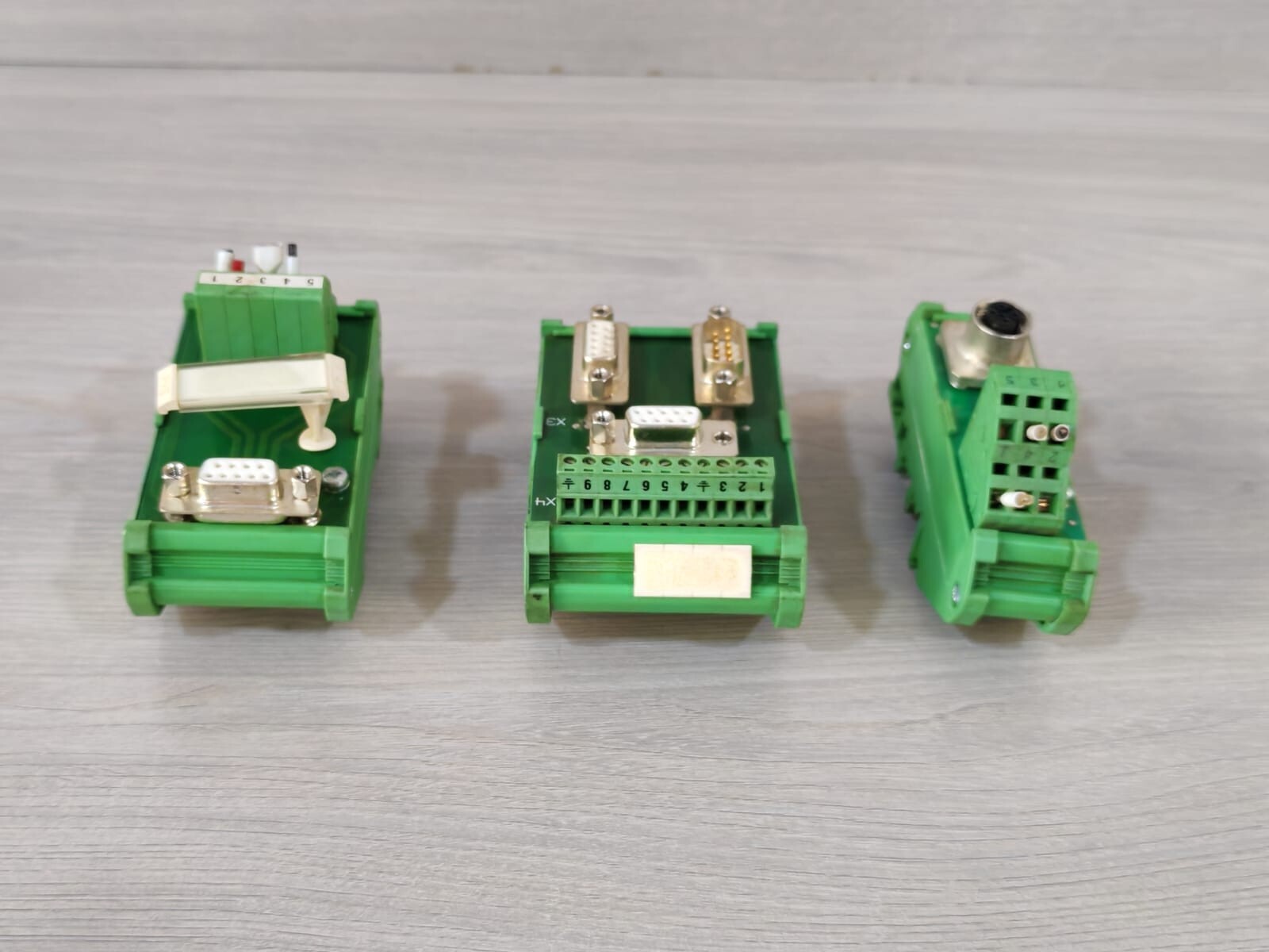 Phoenix Contact CONTACT2760623 Phoenix Contact 2760623 + 2295949 + 2903610 PLC Module 3