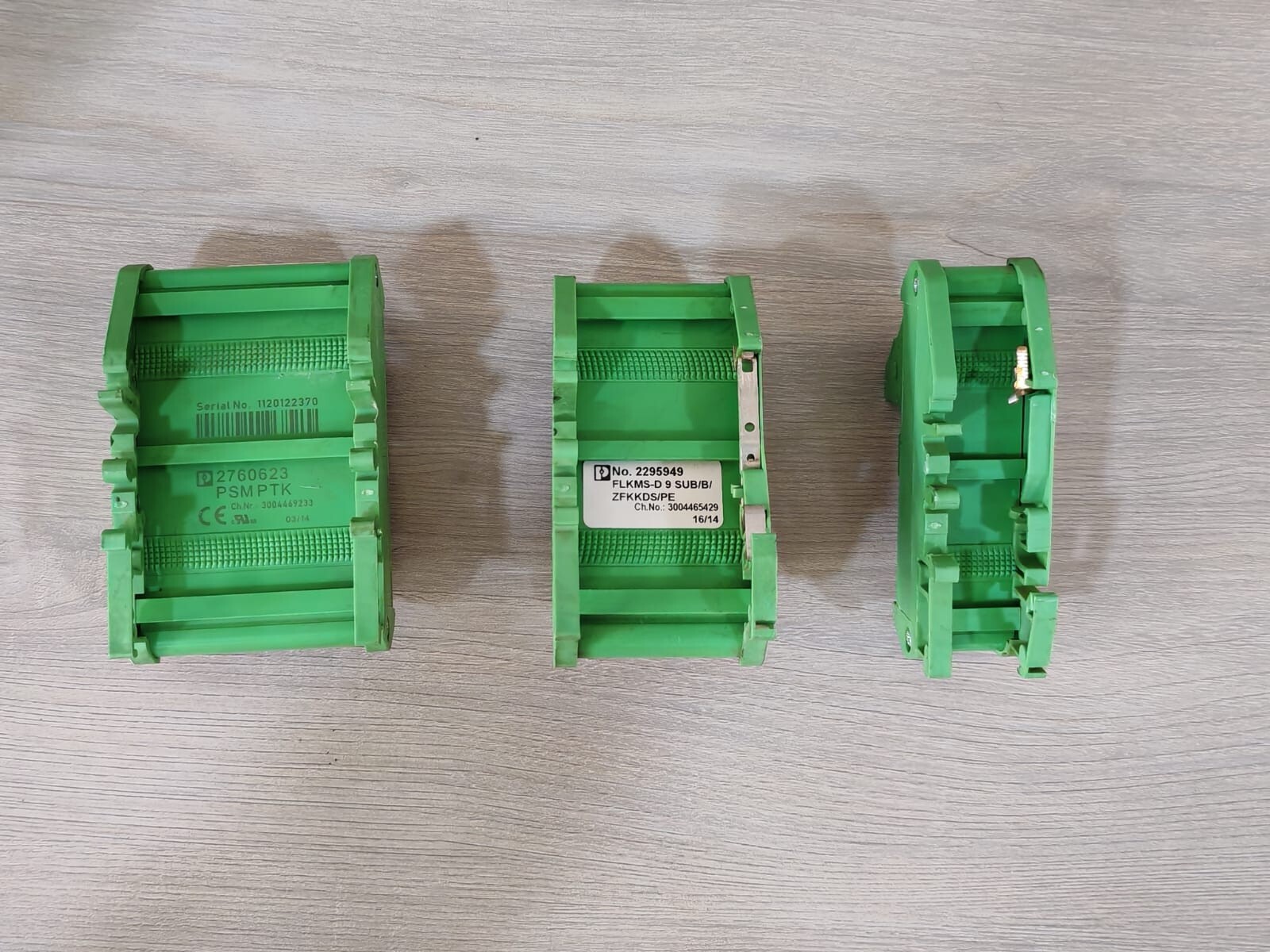 Phoenix Contact CONTACT2760623 Phoenix Contact 2760623 + 2295949 + 2903610 PLC Module 7
