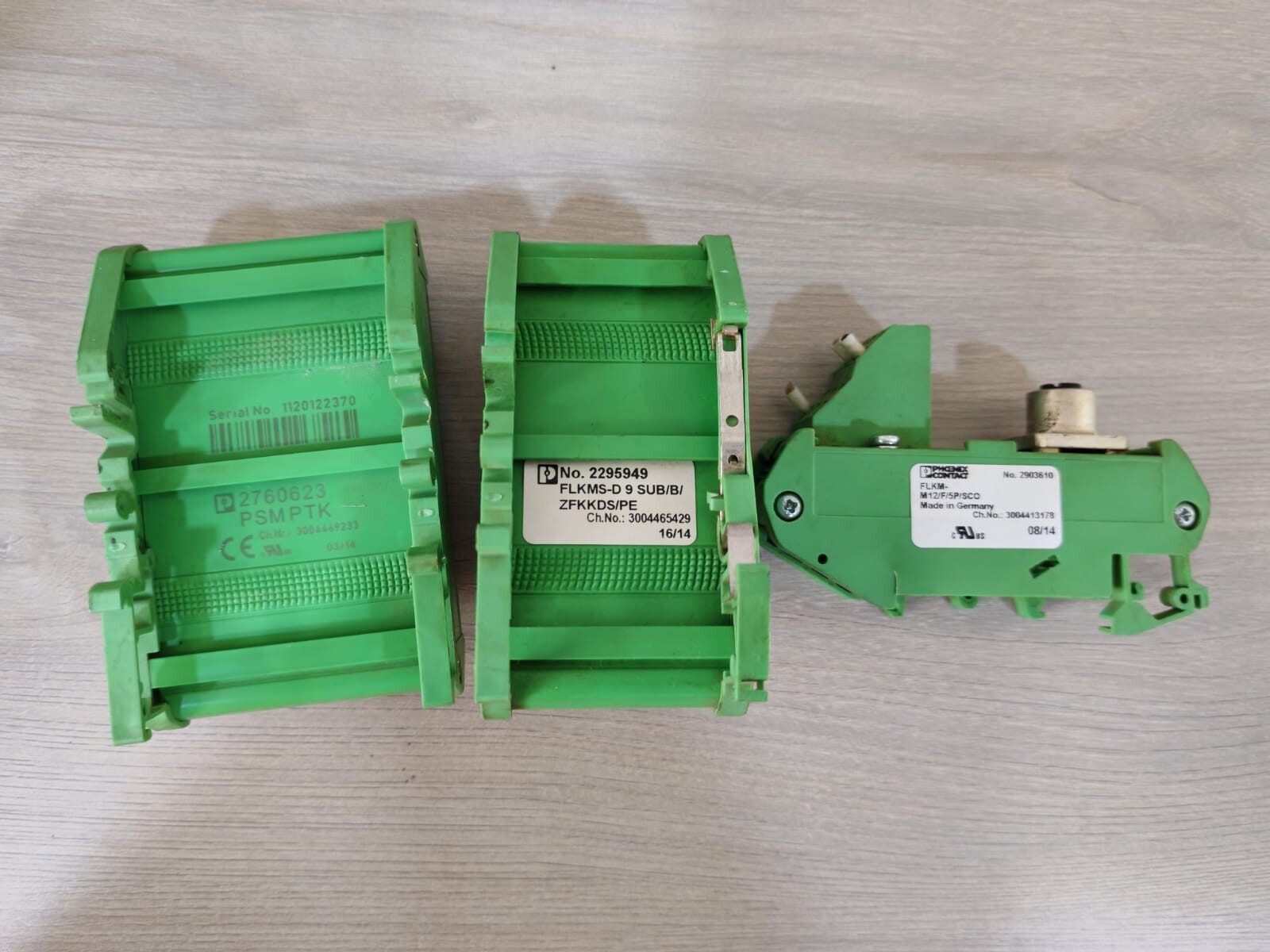 Phoenix Contact CONTACT2760623 Phoenix Contact 2760623 + 2295949 + 2903610 PLC Module 8