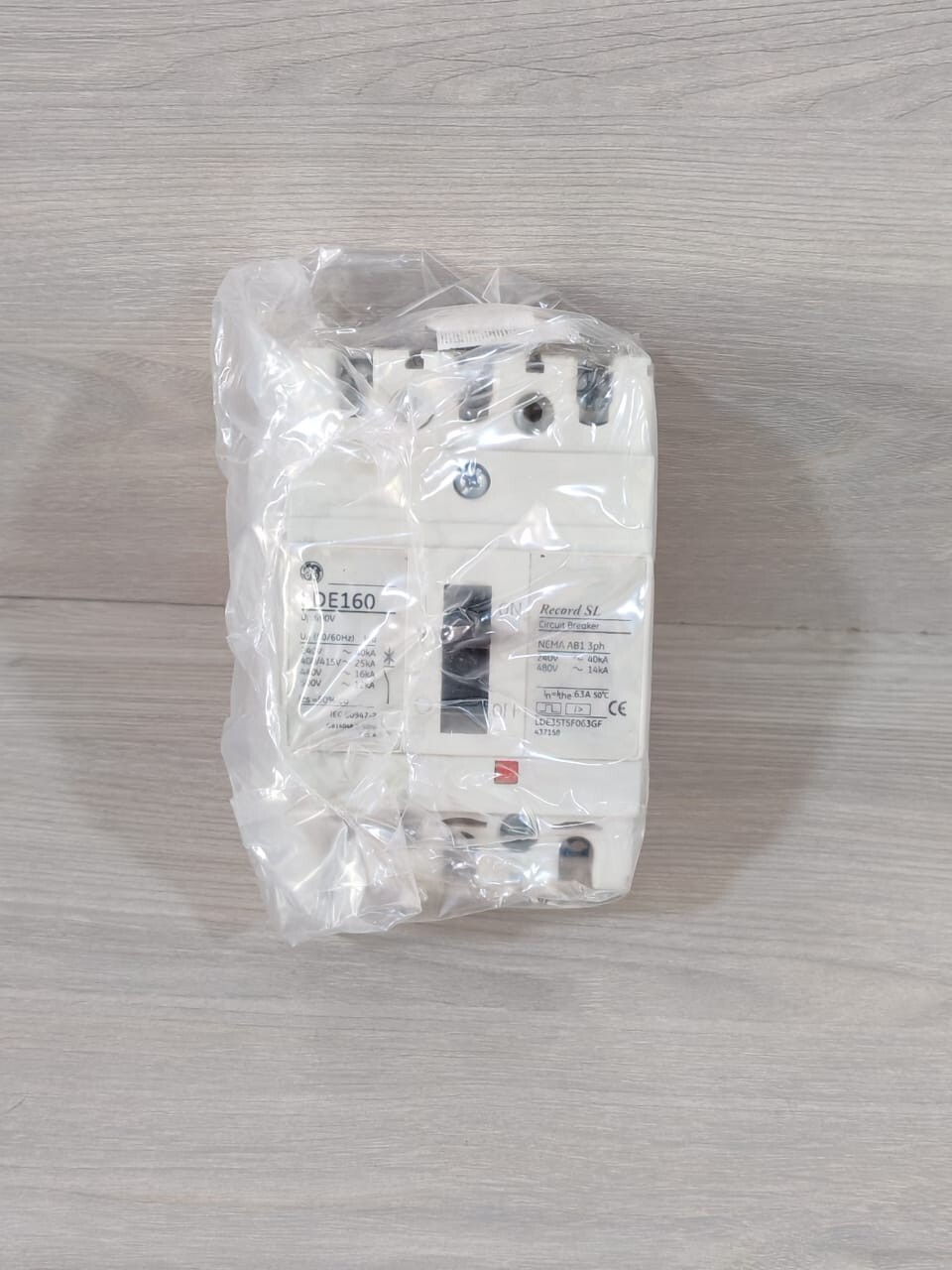 GE LDE35T5F063GF GE LDE160 Record SL LDE35T5F063GF Circuit Breaker 2