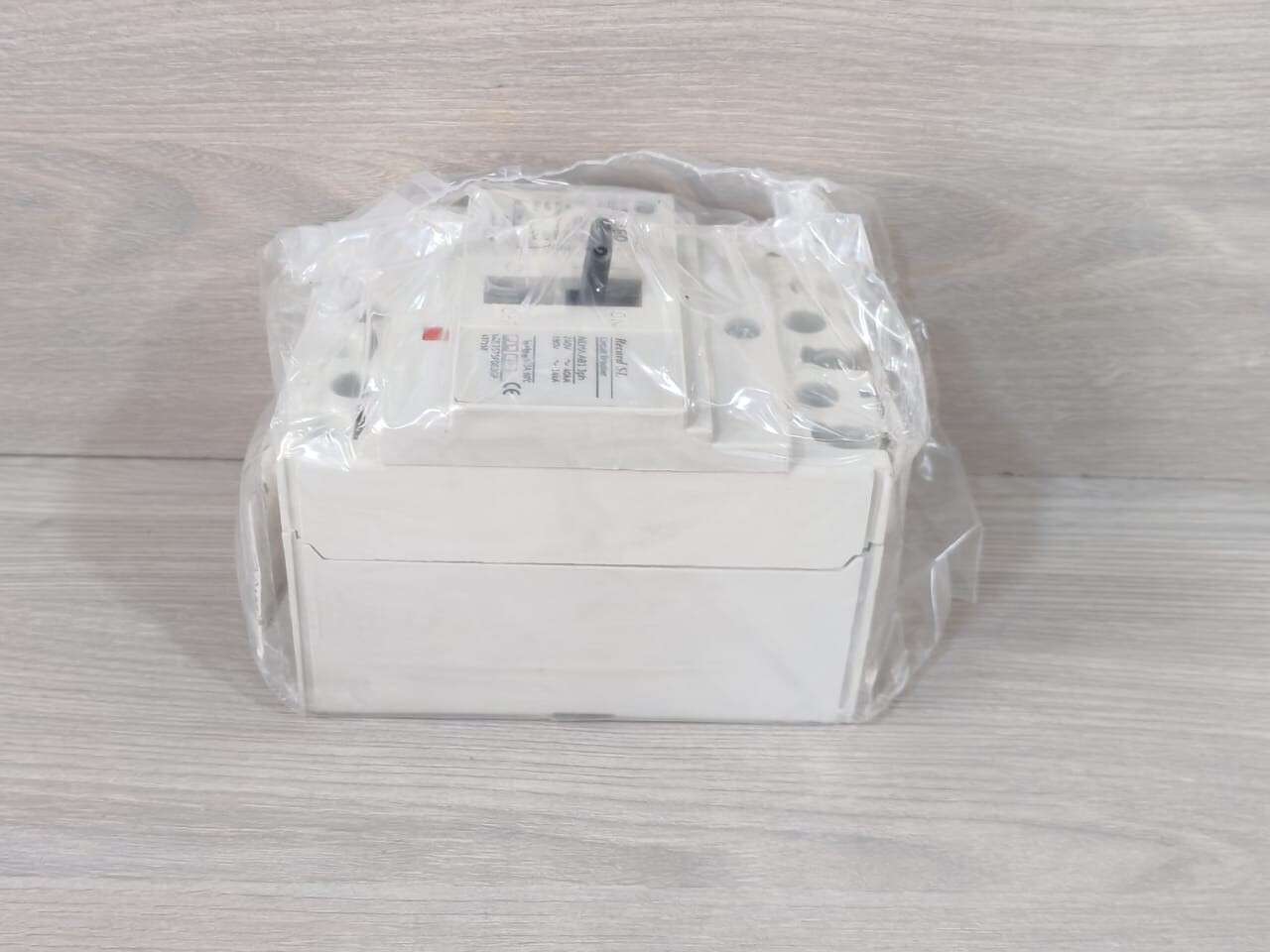 GE LDE35T5F063GF GE LDE160 Record SL LDE35T5F063GF Circuit Breaker 8