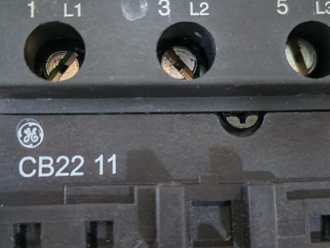 GE CB22A311M3 GENERAL ELECTRIC CB22 11 SERIES CB CONTACTOR CB22A311M3 3