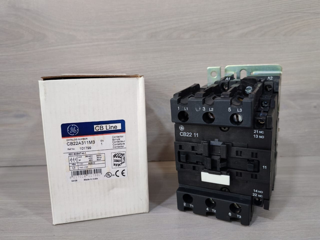 GENERAL ELECTRIC CB22 11 SERIES CB CONTACTOR CB22A311M3