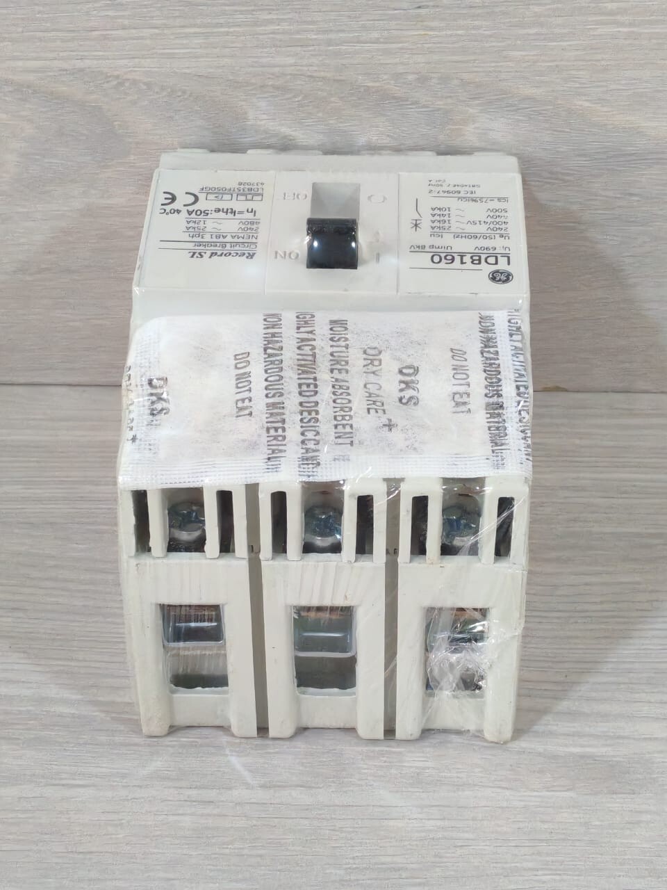 GE LDB35TF050GF GE LDB160 Record SL LDB35TF050GF Circuit Breaker 5