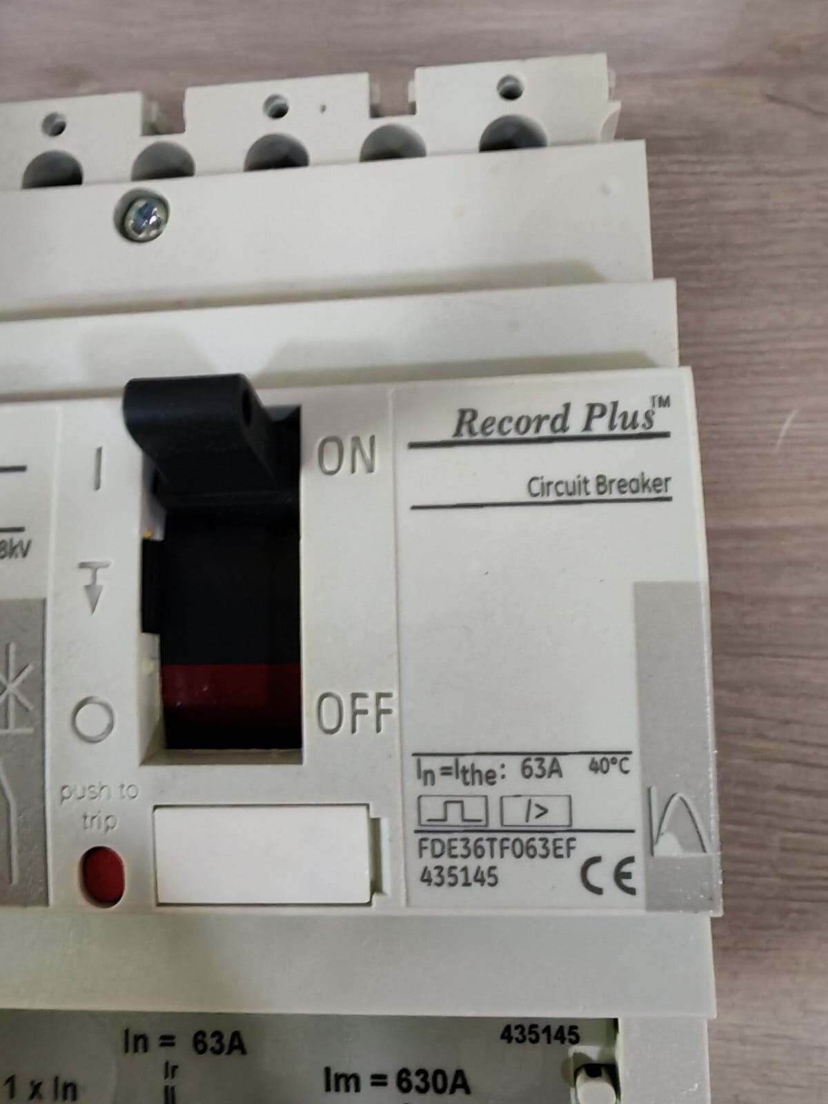 GE FDE36TF063EF GE FD160 Record Plus Circuit Breaker FDE36TF063EF 4