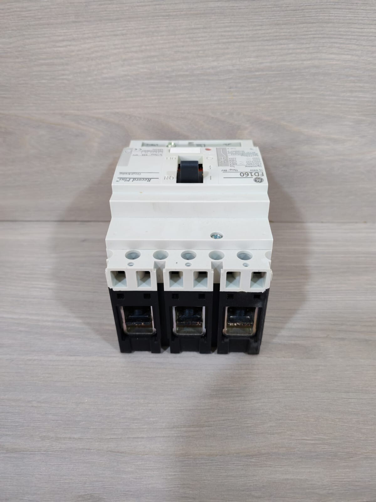 GE FDE36TF063EF GE FD160 Record Plus Circuit Breaker FDE36TF063EF 7