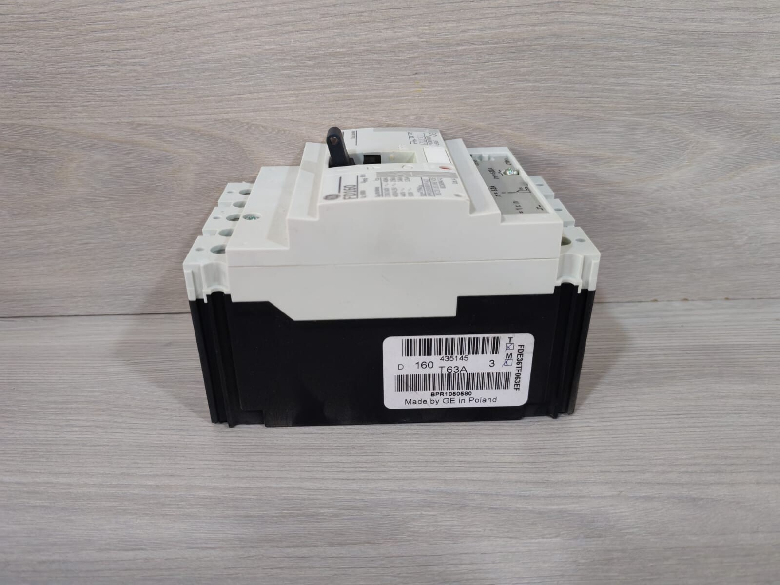 GE FDE36TF063EF GE FD160 Record Plus Circuit Breaker FDE36TF063EF 8