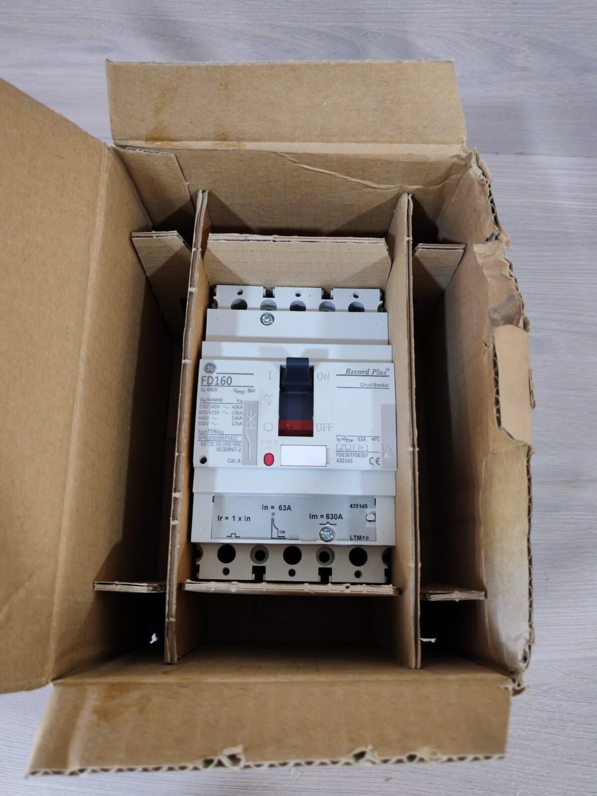 GE FDE36TF063EF GE FD160 Record Plus Circuit Breaker FDE36TF063EF 10