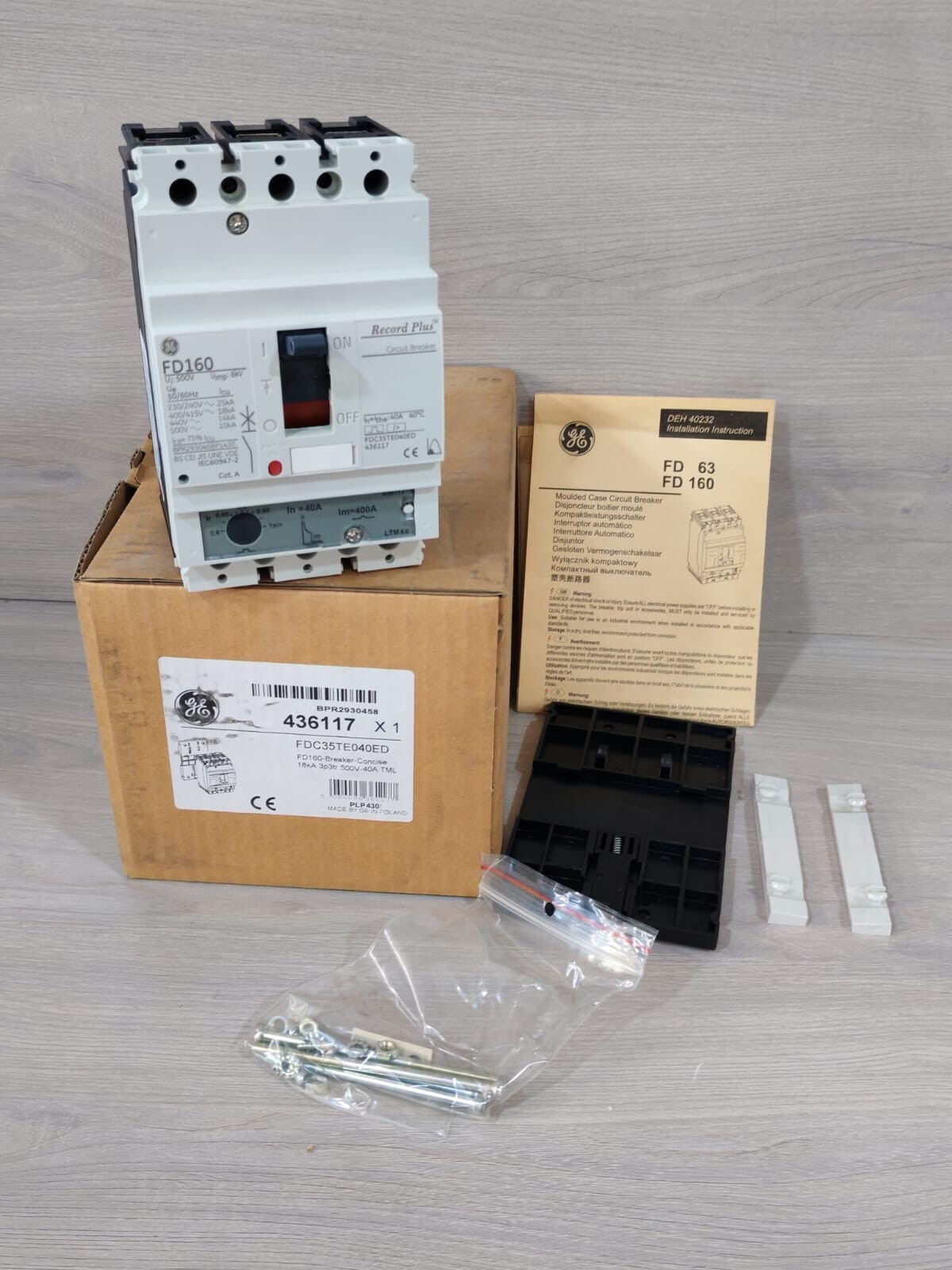 GE FD160 Record Plus Circuit Breaker FDC35TE040ED