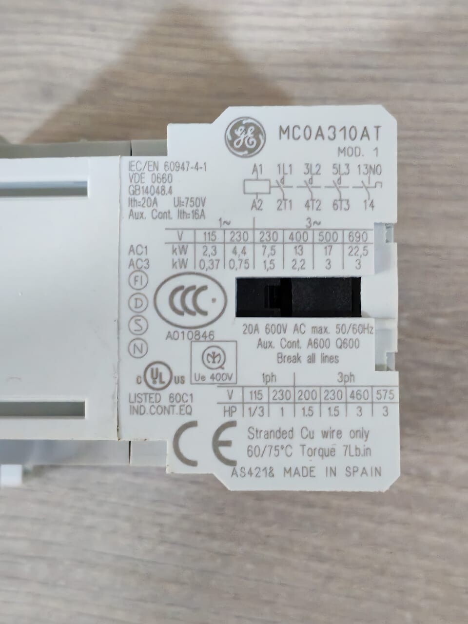GE MC0A310AT6 General Electric MC0A310AT6 Contactor 102442 8