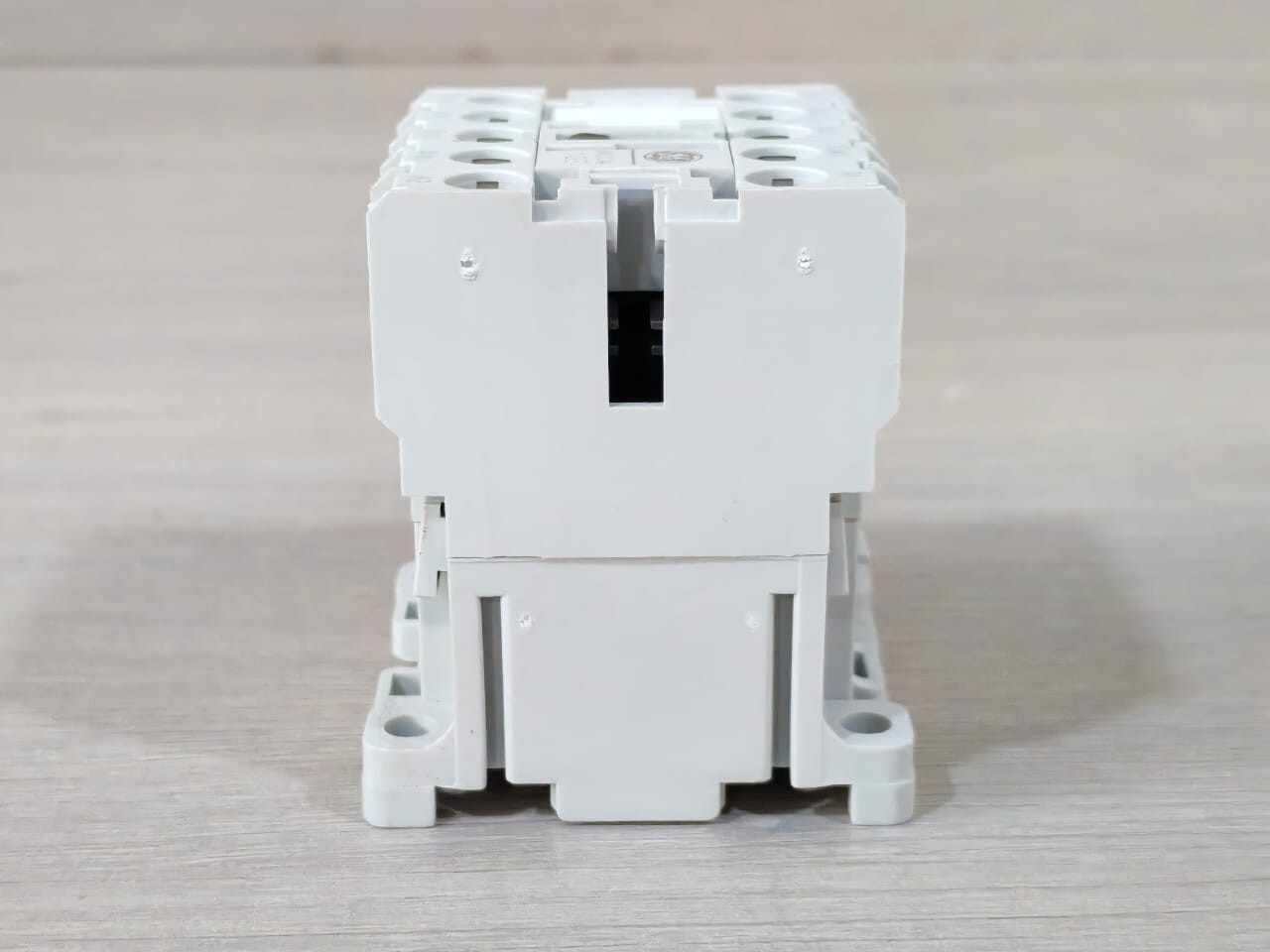 GE MC0A310AT6 General Electric MC0A310AT6 Contactor 102442 10