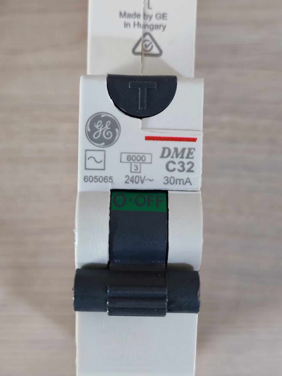 GE DME60 GE DME60 C32/030 1P+N C32 30mA 240V 605065 4