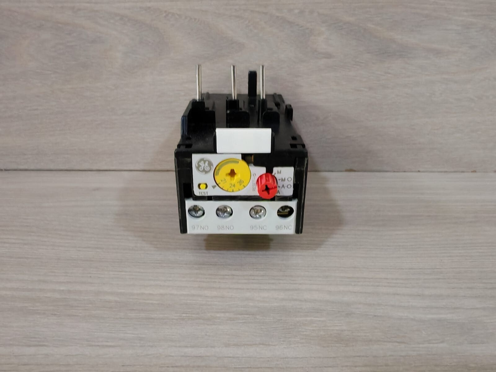 GE RELAY-113714 GE RT1U Overcurrent Relay 113714 3