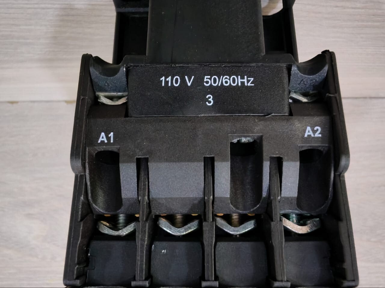 GE CB1510/CB15A310T GENERAL ELECTRIC CB1510/CB15A310T 3-PHASE CONTACTOR 6