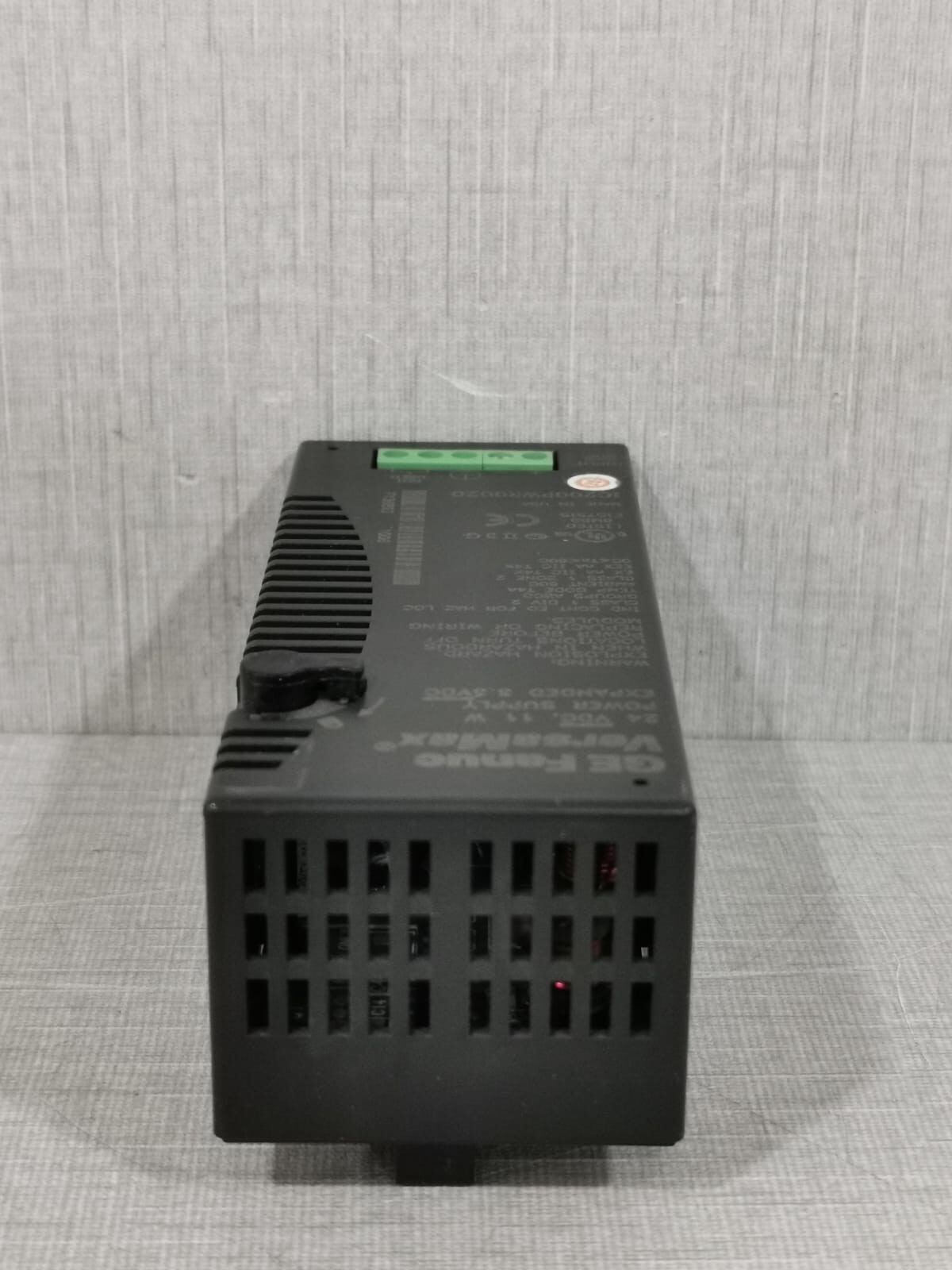 GE IC200PWR002D GE Fanuc VersaMax IC200PWR002D Power Supply 5