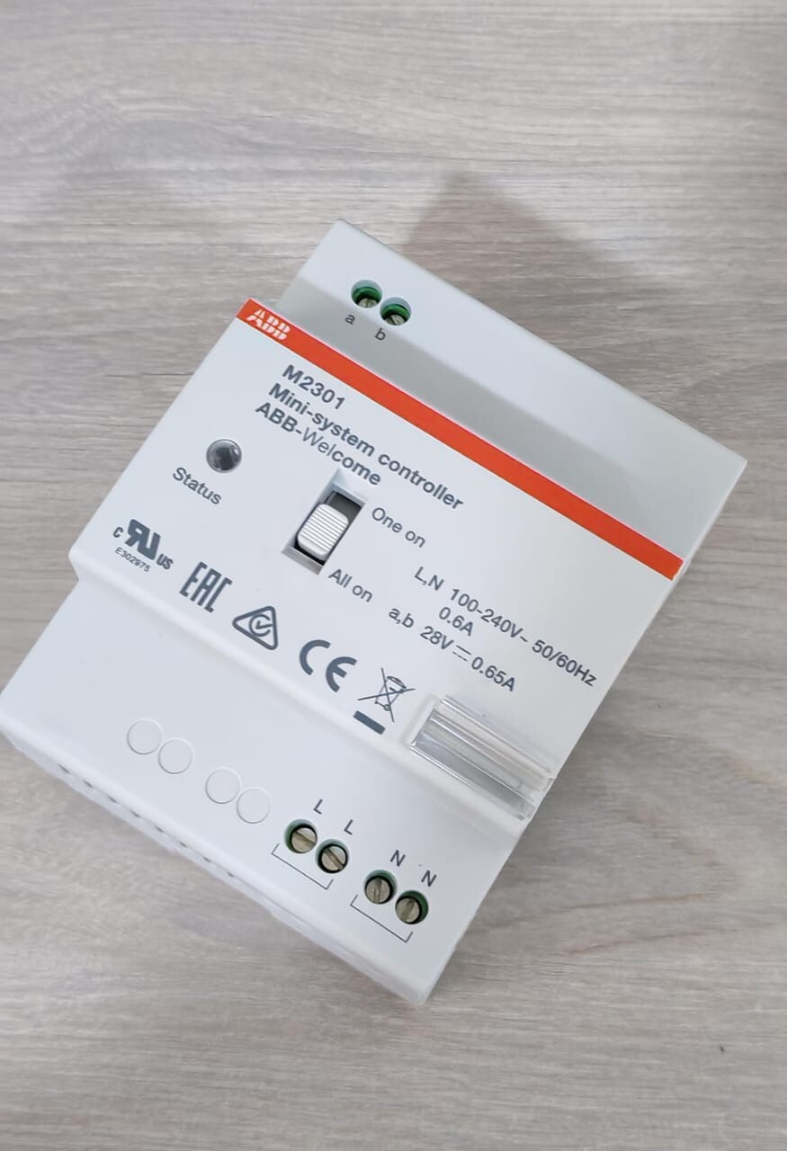 ABB M2301 ABB M2301 Mini-System Controller ABB-Welcome 2TMA070080W0012 100-240V 5