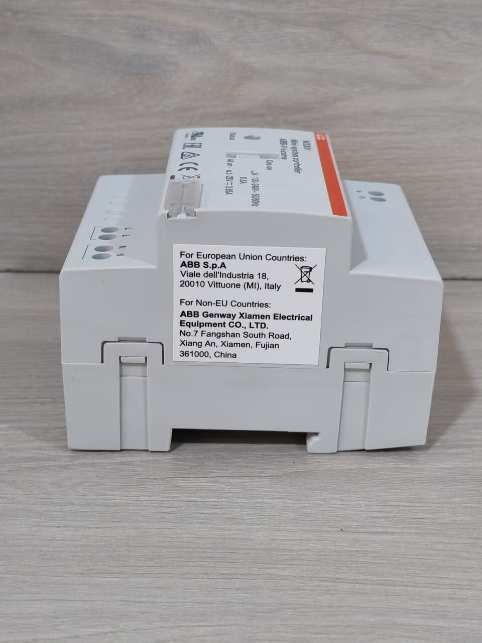 ABB M2301 ABB M2301 Mini-System Controller ABB-Welcome 2TMA070080W0012 100-240V 9