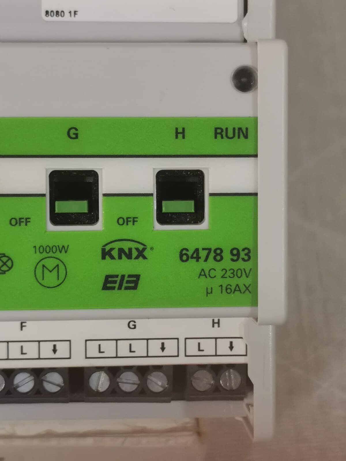 Merten KNX-647893 MERTEN INSTABUS EIB KNX 647893 SCHALTAKTOR REG K/ 8X230/16M SWITCHING ACTUATOR 2