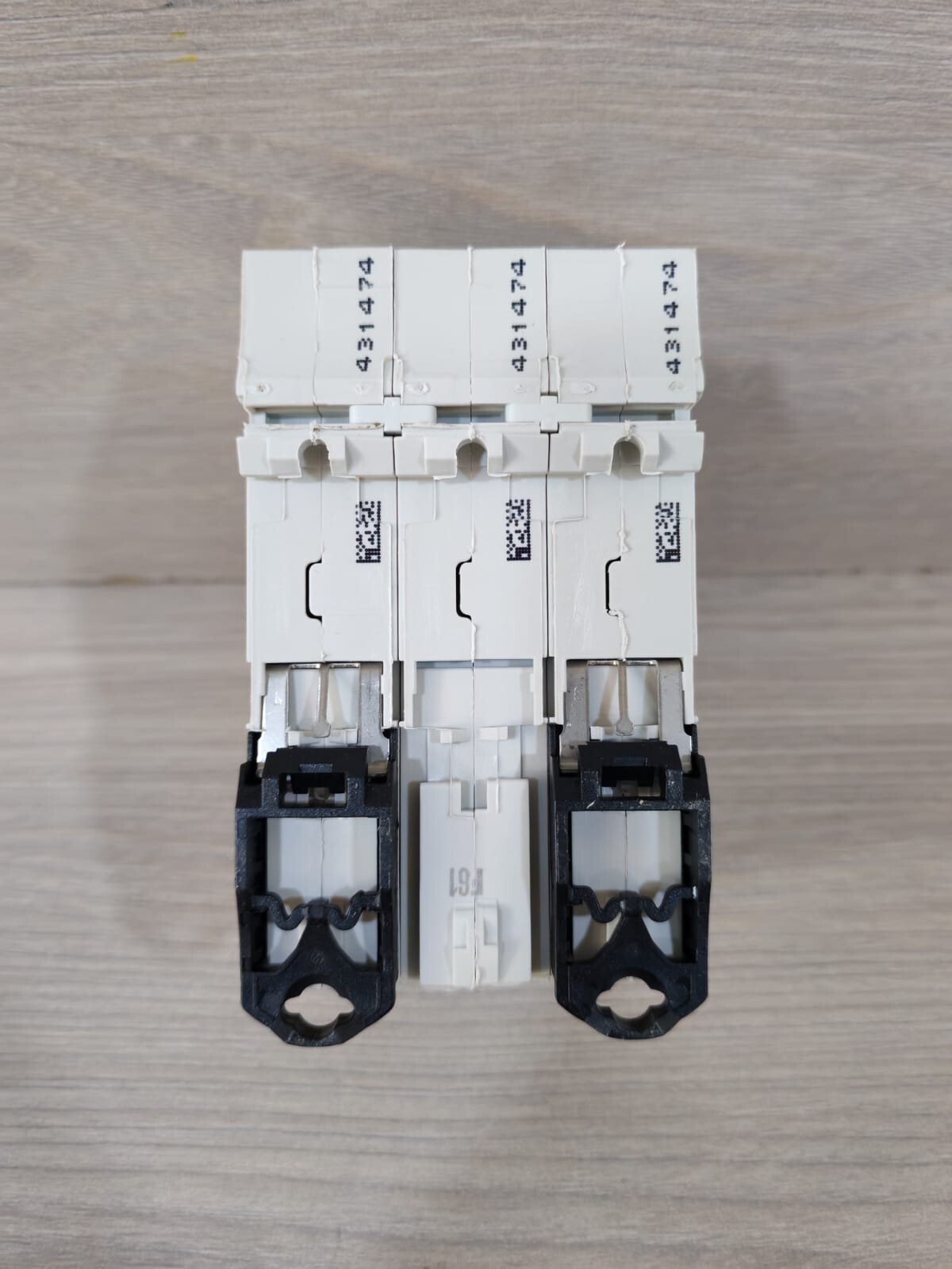 GE 666564 GE AST M 63 30 Main Switch 666564 | 63A | 415V 8