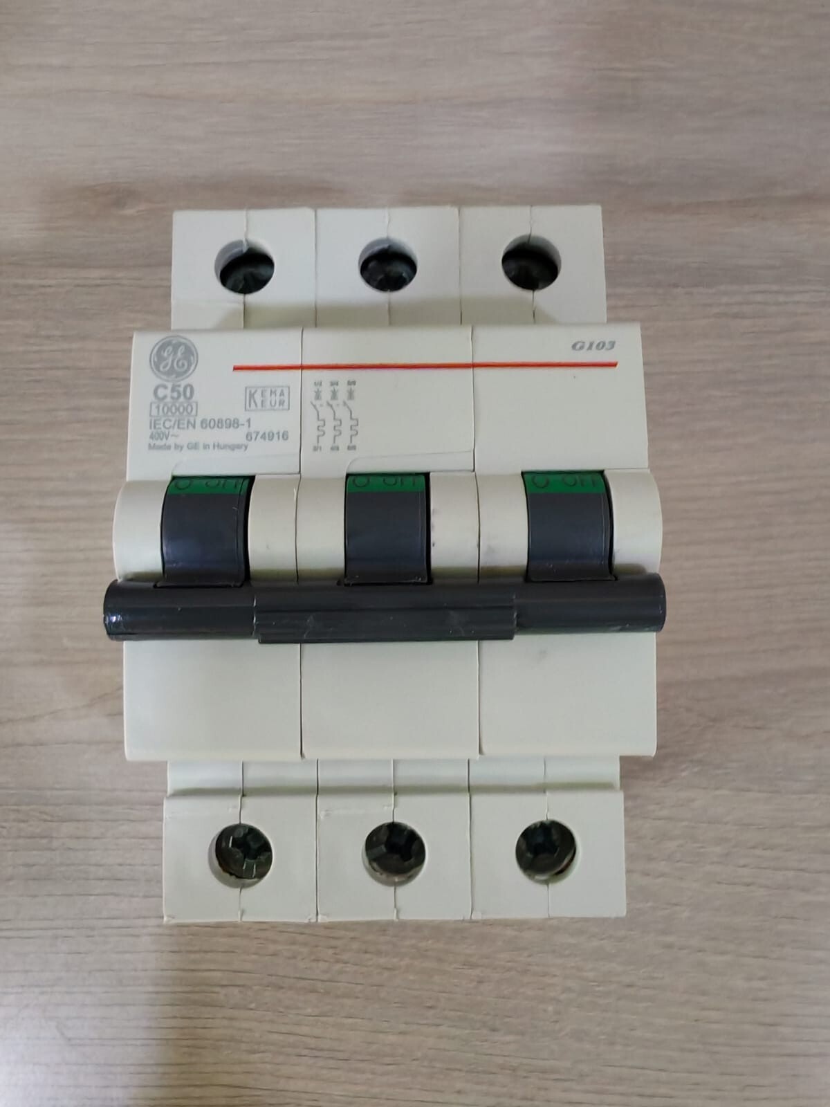 GE G103C50 GE G103C50 Automatic Magnetic Circuit Breaker 3P C50 | 674916 3