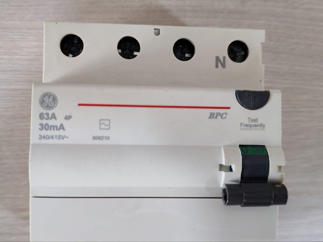 GE BPC-463 GE BPC 463/030 Circuit Breaker 4P 63A 30mA | 606210 2