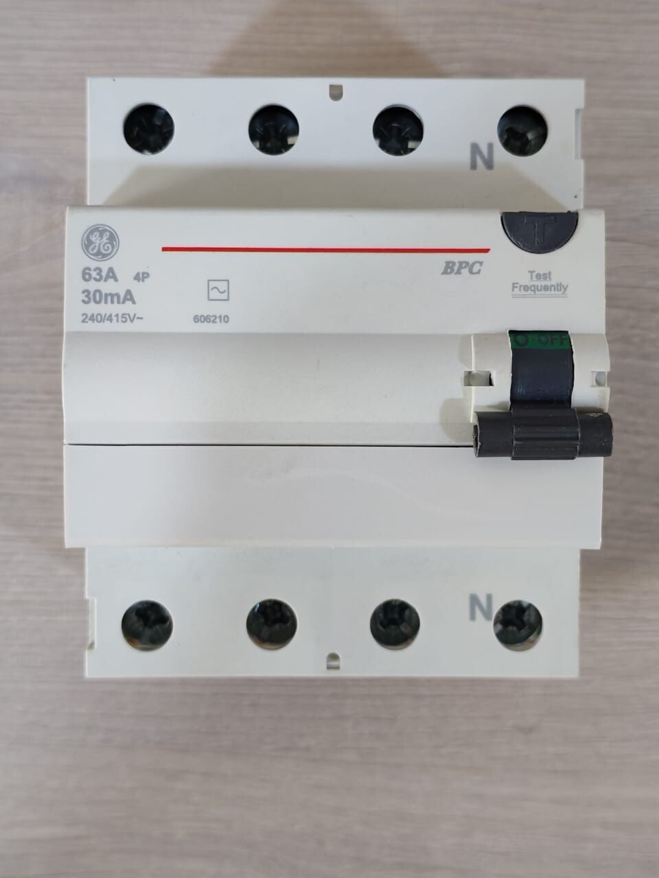 GE BPC-463 GE BPC 463/030 Circuit Breaker 4P 63A 30mA | 606210 3