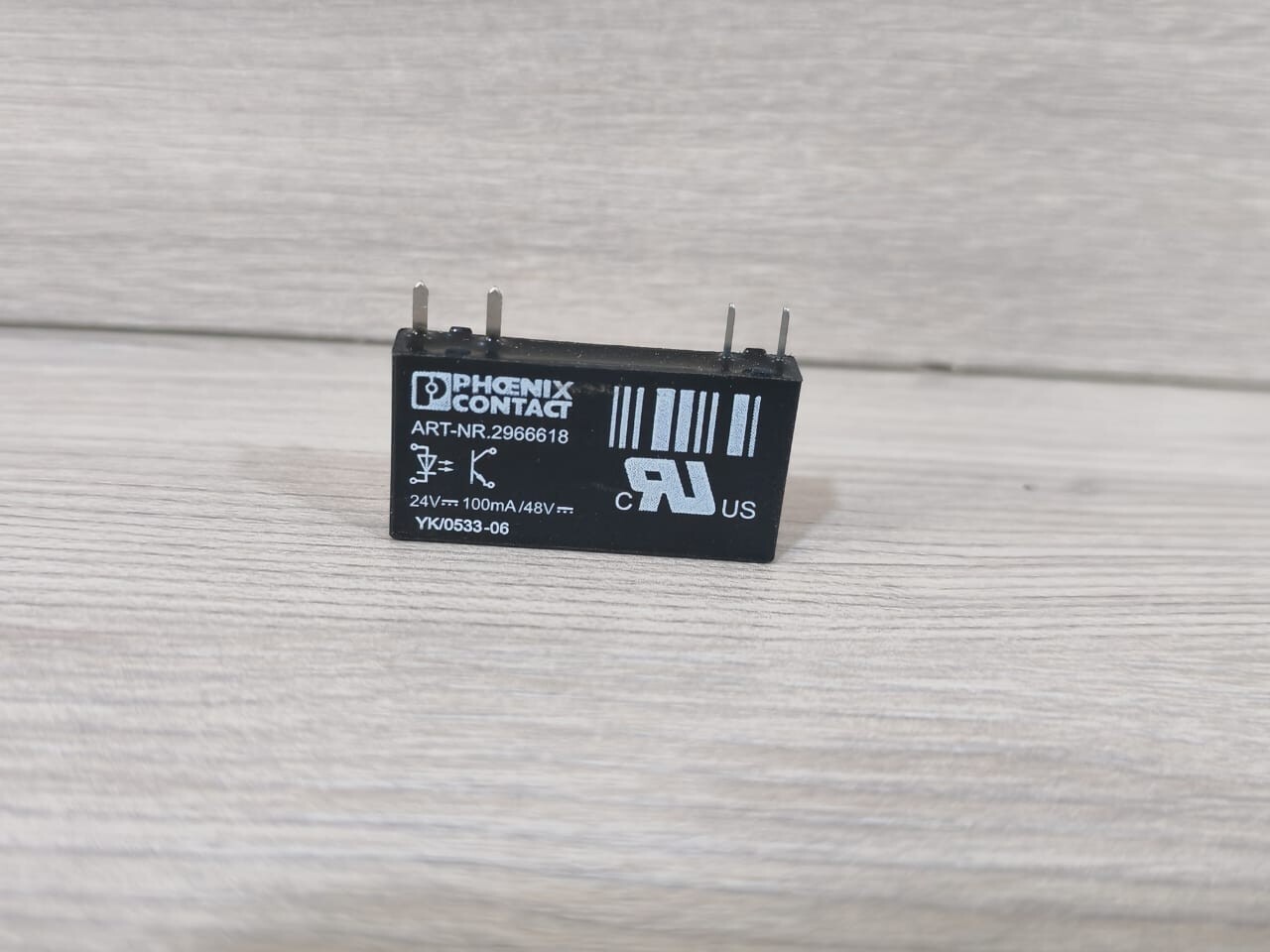 2966618 Phoenix Contact Plug-In Solid State Relay