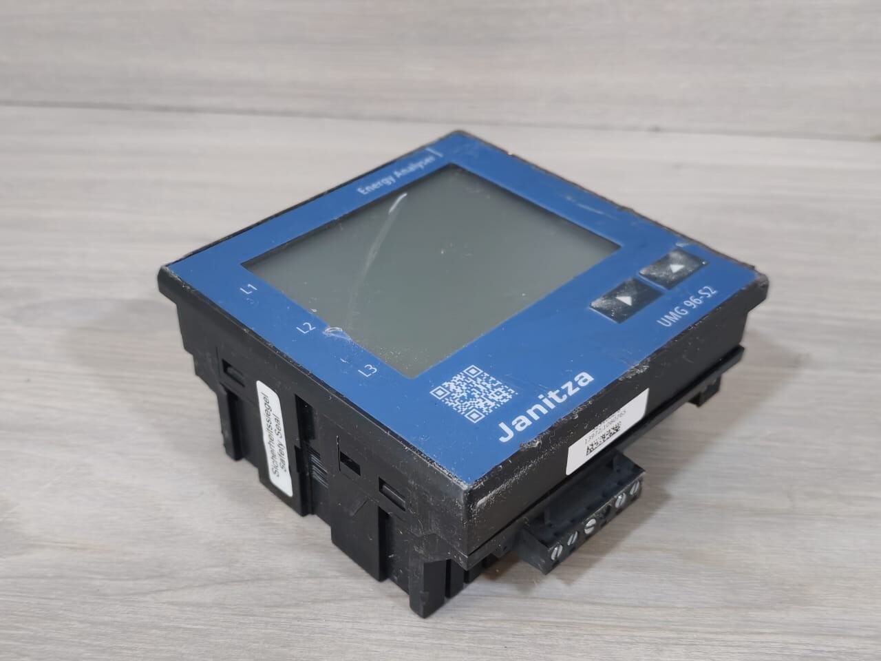 JANITZA 5234002 JANITZA UMG 96-S2 ENERGY ANALYSER 5234002- WITH DENTS ON THE SCREEN 3