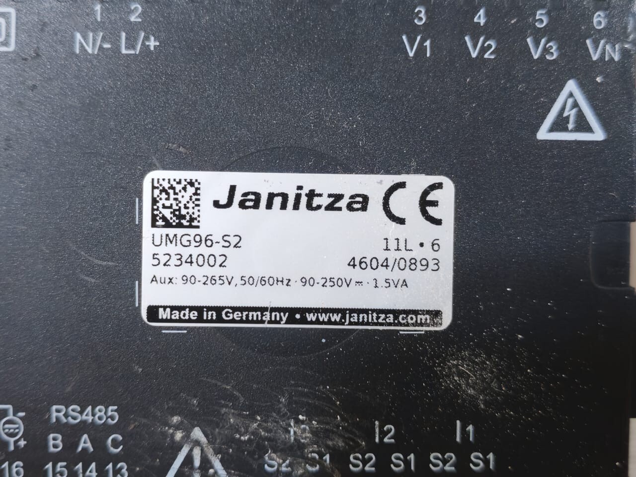 JANITZA 5234002 JANITZA UMG 96-S2 ENERGY ANALYSER 5234002- WITH DENTS ON THE SCREEN 4