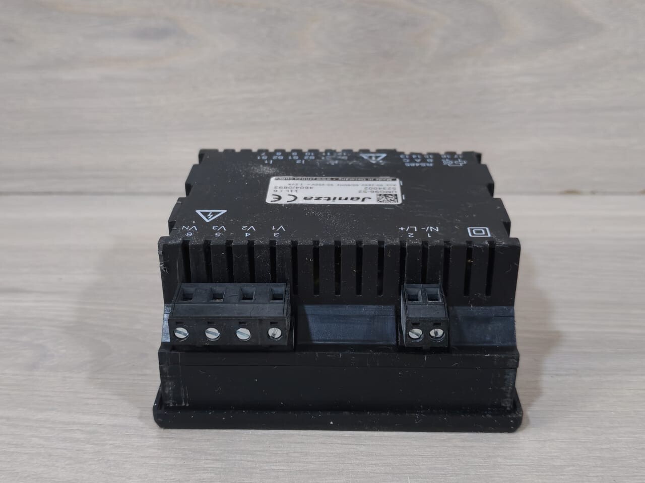 JANITZA 5234002 JANITZA UMG 96-S2 ENERGY ANALYSER 5234002- WITH DENTS ON THE SCREEN 8