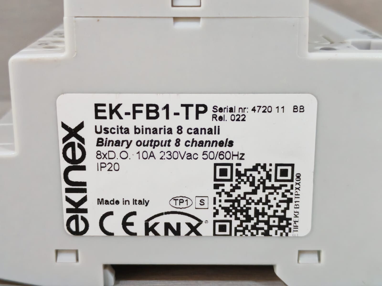 EKINEX EK-FB1-TP EKINEX EK-FB1-TP 8-FOLD KNX BINARY OUTPUT 8xD.O. 10A/230Vac 4