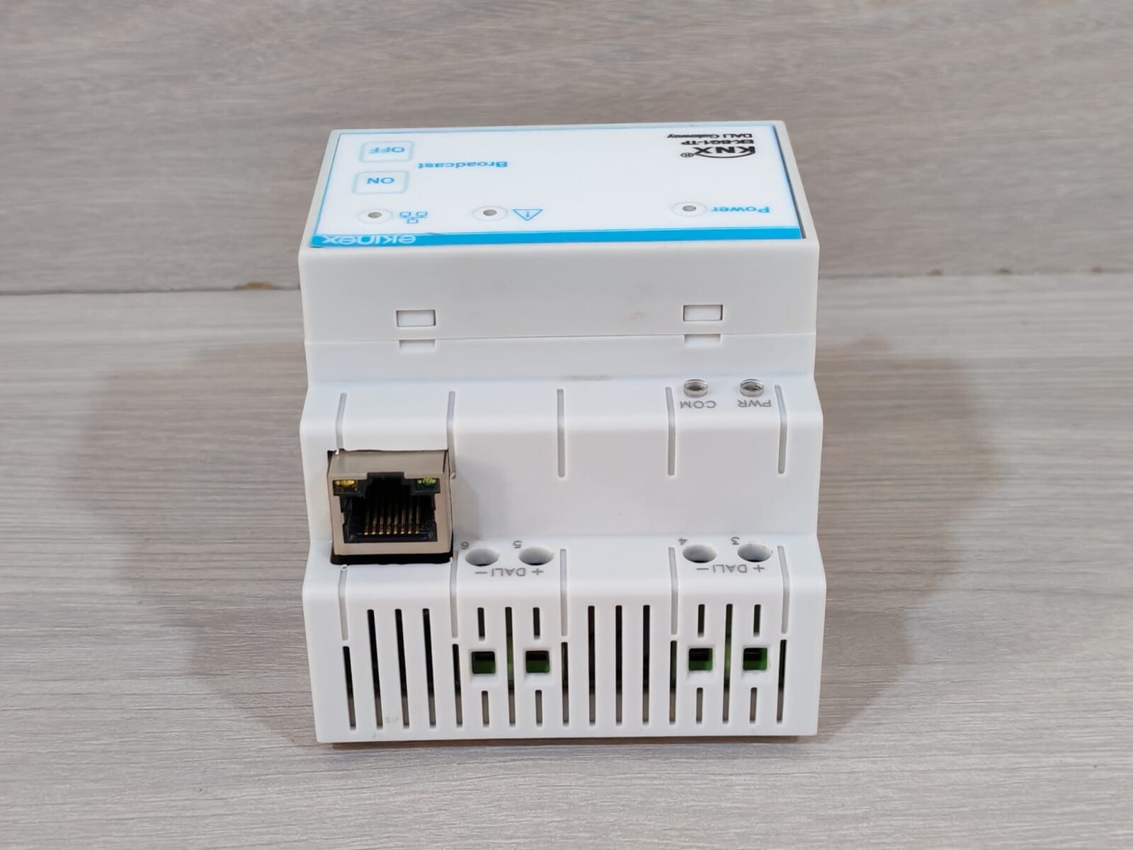 EKINEX EK-BG1-TP EKINEX EK-BG1-TP DALI-KNX GATEWAY 7