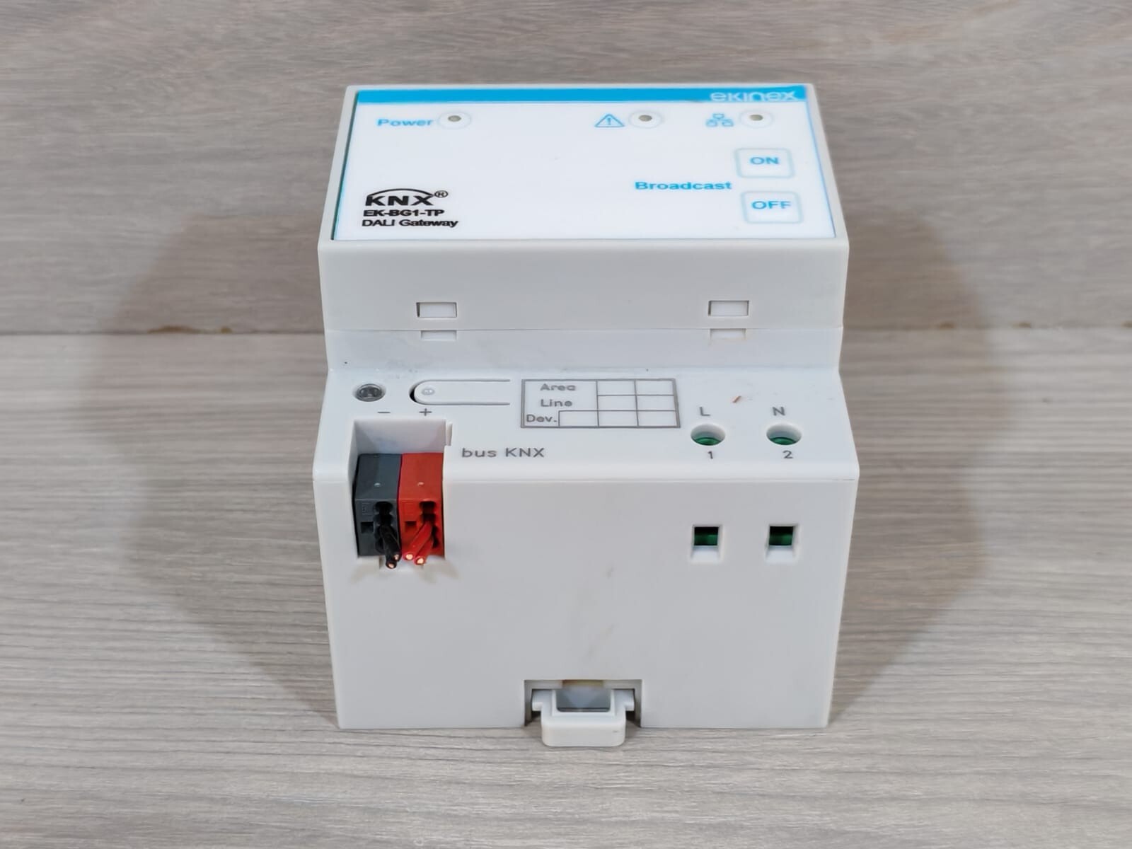 EKINEX EK-BG1-TP EKINEX EK-BG1-TP DALI-KNX GATEWAY 8