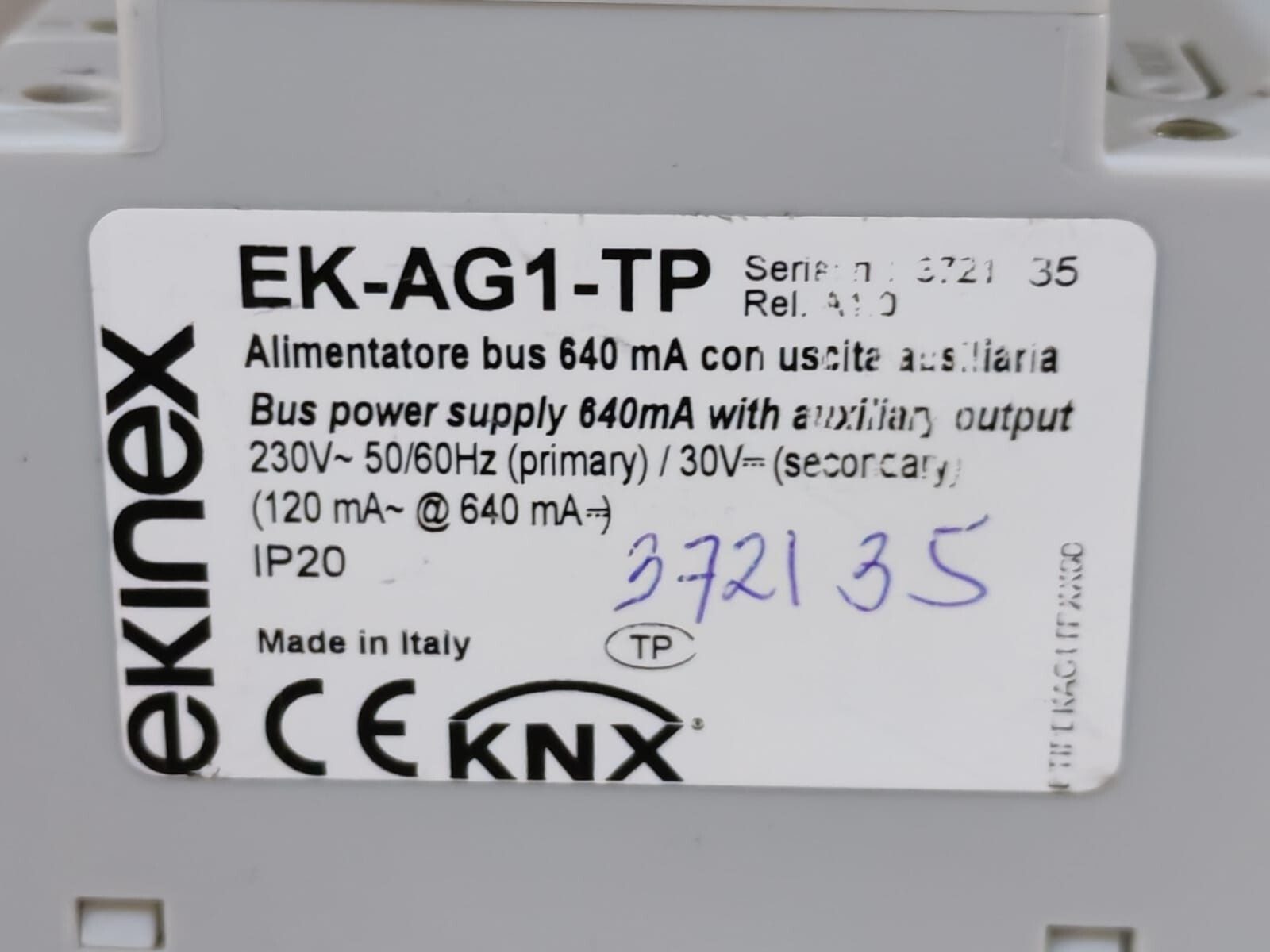 EKINEX EK-AG1-TP EKINEX EK-AG1-TP BUS POWER SUPPLY 640 mA WITH AUXILLARY OUTPUT 30 V 3