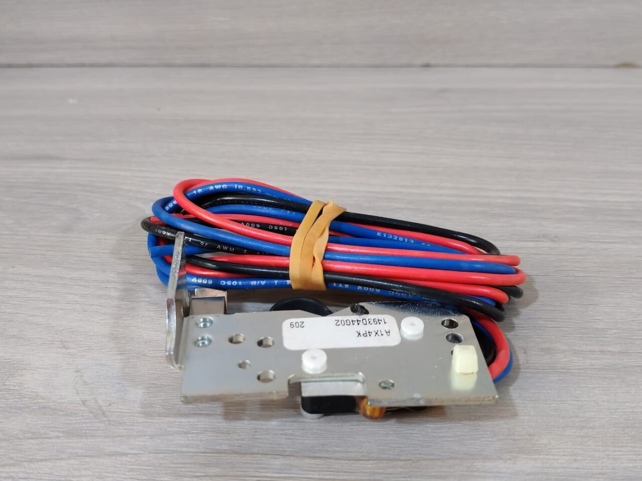 Eaton 1493D44G02 EATON CUTLER-HAMMER A1X4PK AUXILLARY SWITCH 1493D44G02 7