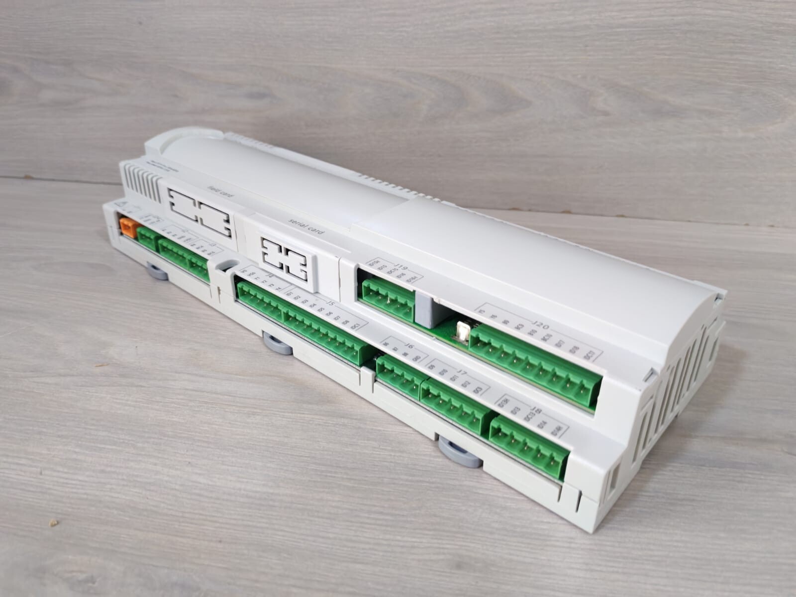 Carel PCO3010AL0 CAREL PCO3010AL0 REV 2.011 PROGRAMMABLE CONTROLLER 10