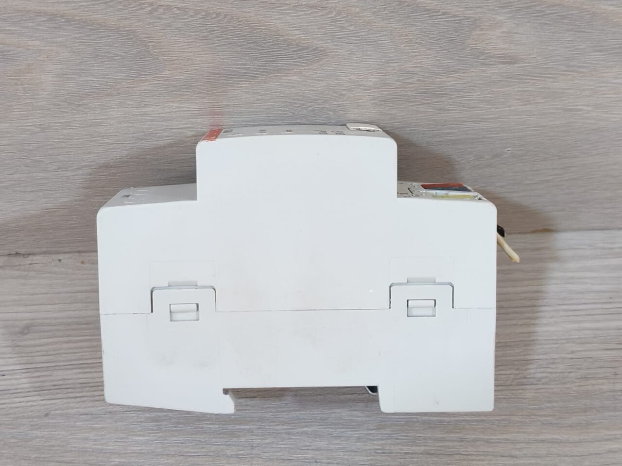 ABB 2CDG 110 061 R0011 ABB IPR/S 2.1 KNX IP ROUTER 2CDG 110 061 R0011 5