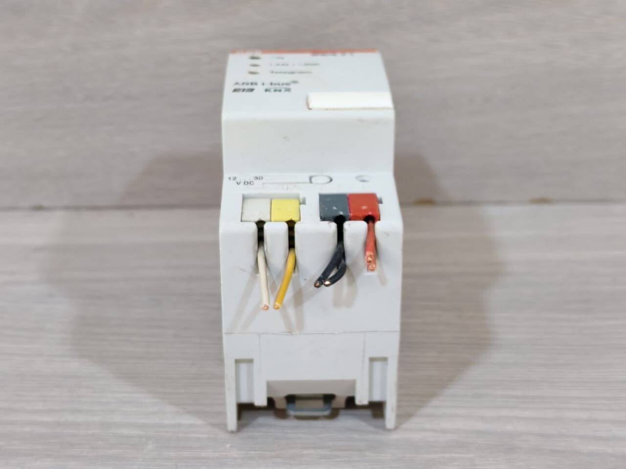 ABB 2CDG 110 061 R0011 ABB IPR/S 2.1 KNX IP ROUTER 2CDG 110 061 R0011 6