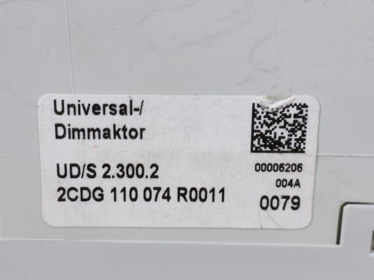 ABB 2CDG 110 074 R0011 ABB UD/S 2.300.2 KNX UNIVERSAL DIM ACTUATOR 2CDG 110 074 R0011 230V 3