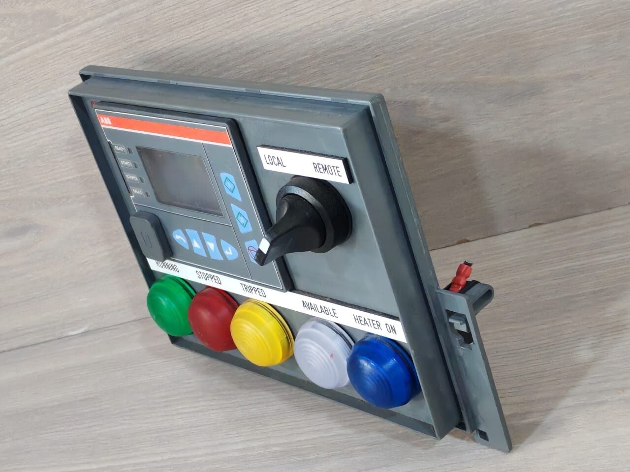 ABB 1TNA920500R0002 ABB MD21 Operator Panel 1TNA920500R0002 Software 2.2 6