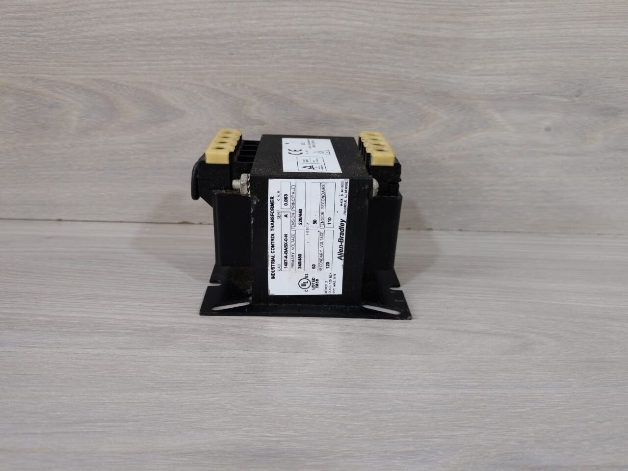 Allen-Bradley 1497-A-BASX-0-N Allen Bradley Industrial Control Transformer 1497-A-BASX-0-N 3