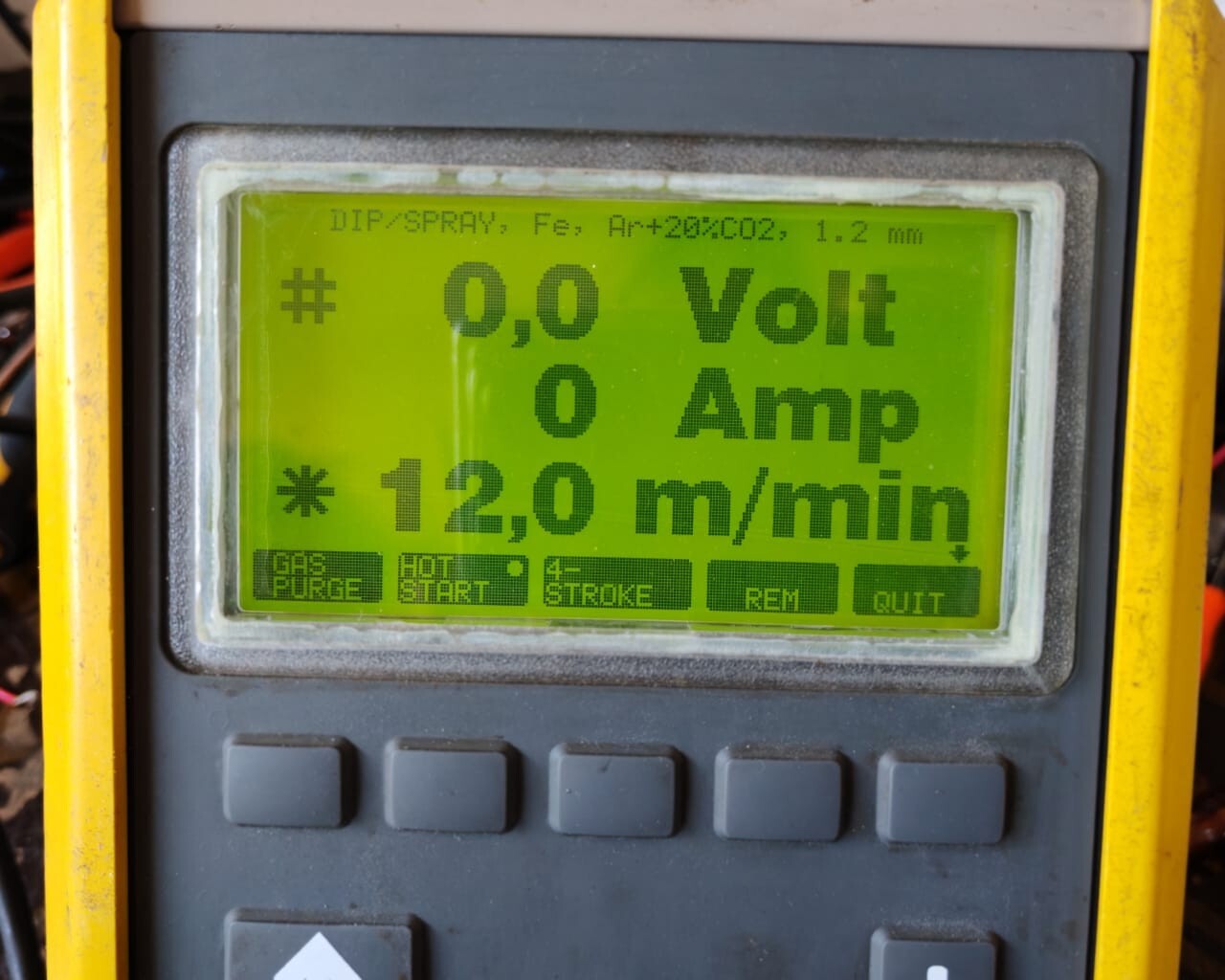 ESAB 0456290881 ESAB Aristo U8 Welding Machine S-695 81 | 0456290881 with Broken Screen - TESTED 6