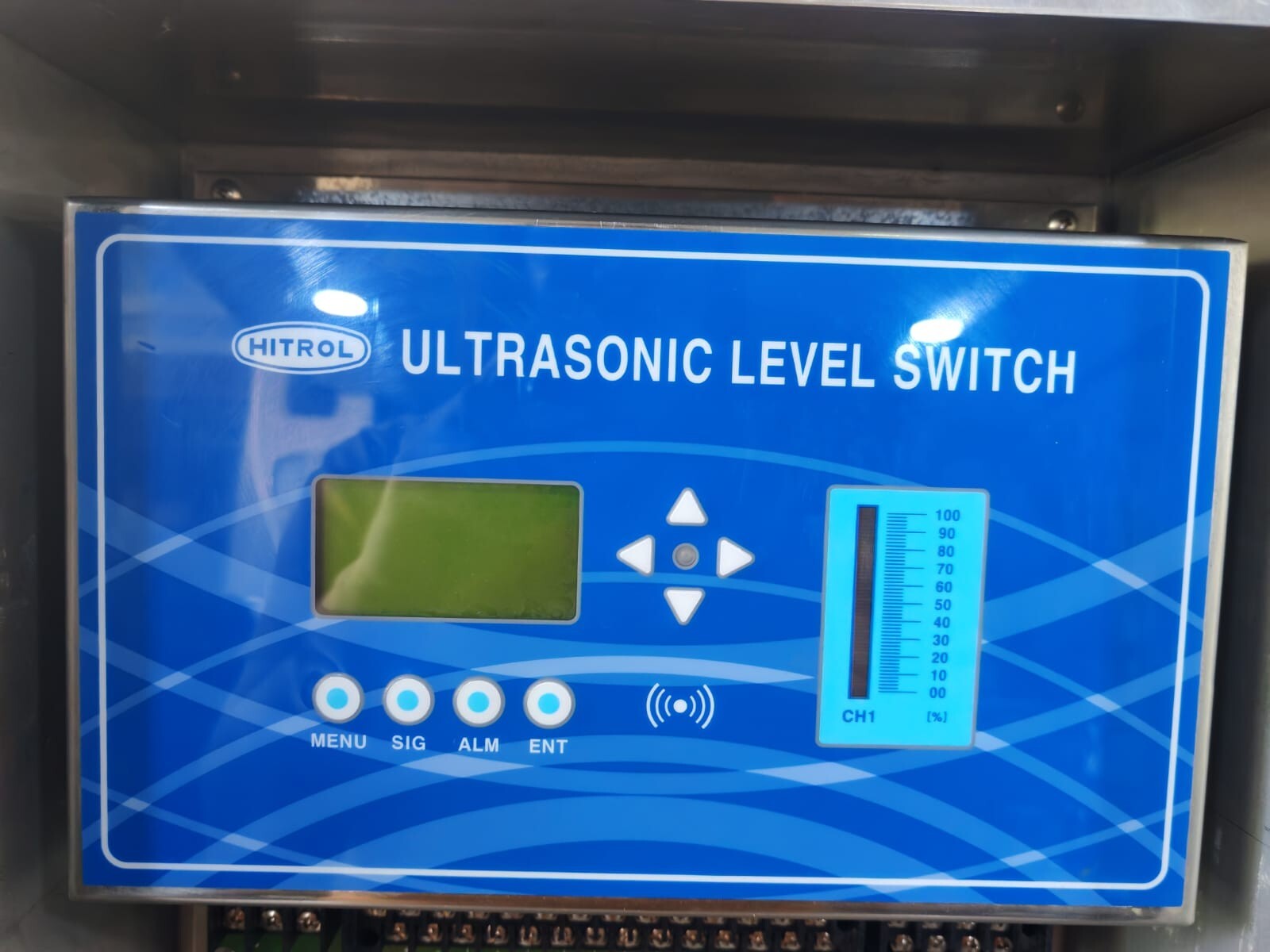 HITROL HUT-2000S HITROL ULTRASONIC LEVEL SWITCH HUT-2000S AC 90 TO 240V 7