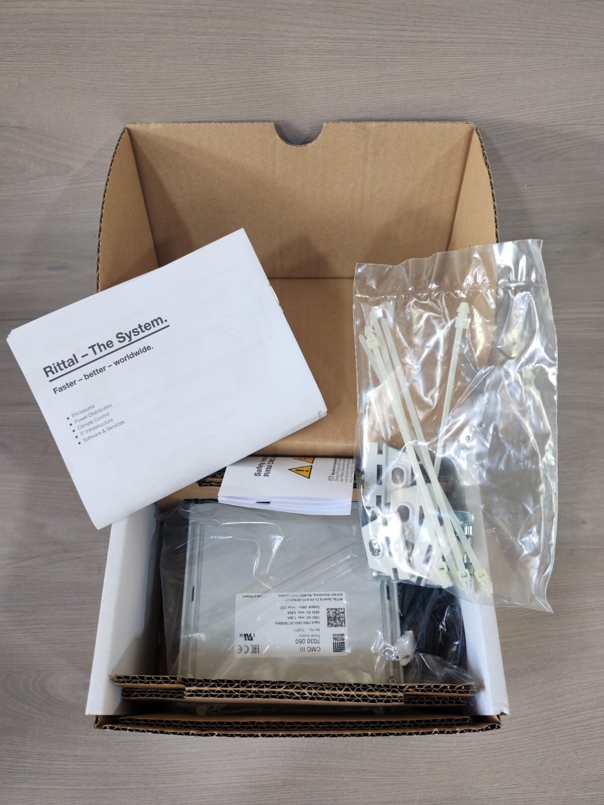 Rittal DK-7030 Rittal DK 7030.060 CMC III POWER PACK FOR PSU CMC III 4