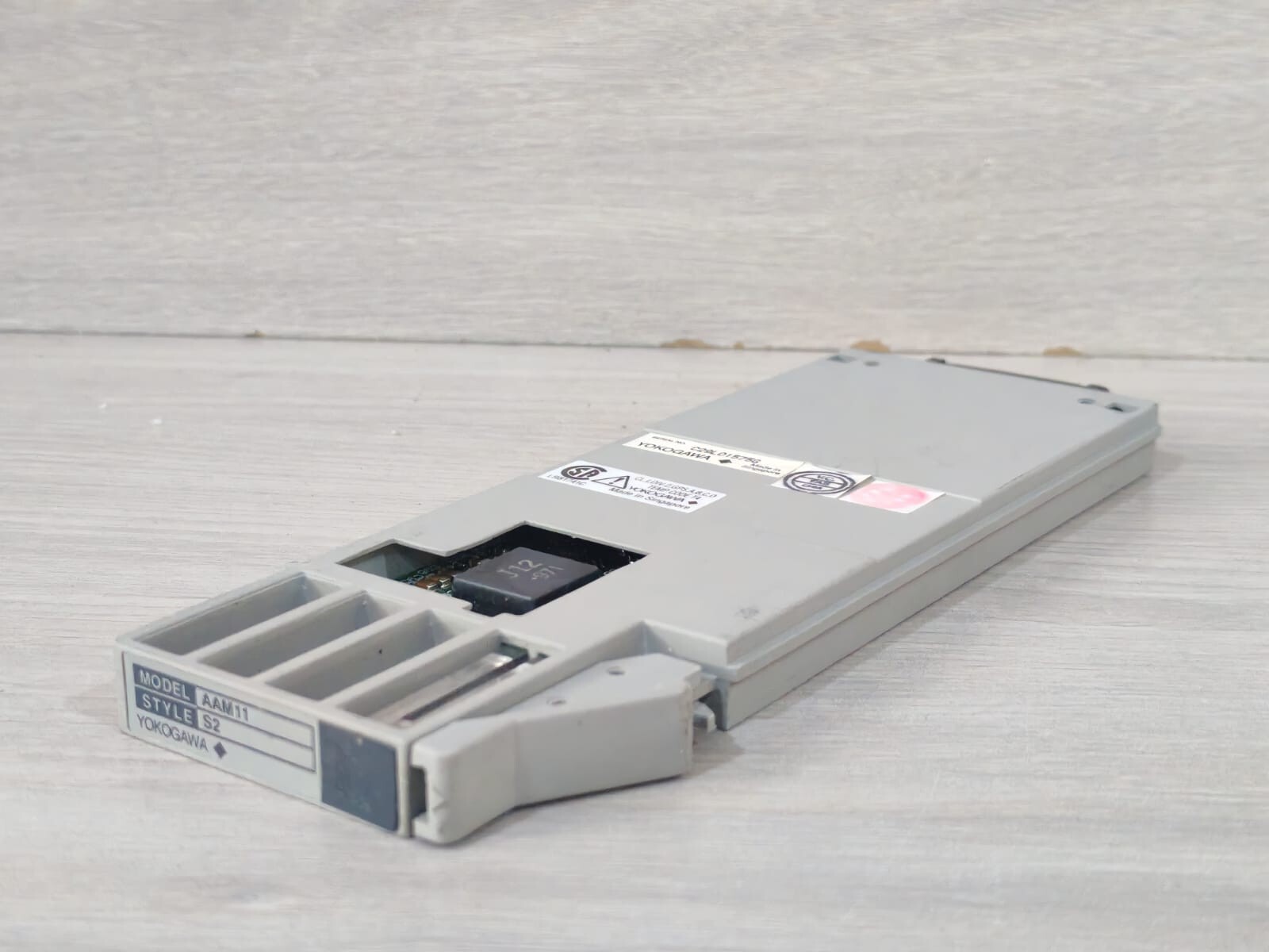 Yokogawa AAM11 YOKOGAWA AAM11 STYLE S2 CURRENT VOLTAGE INPUT MODULE 7