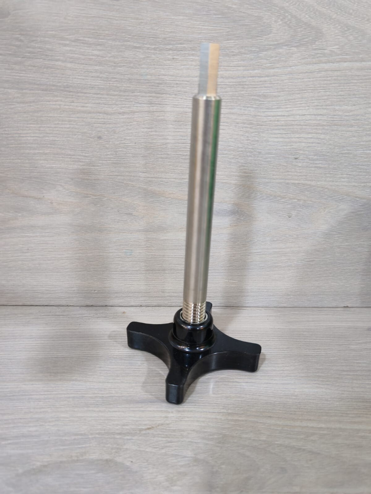 Schneider Electric NTMPRRT SCHNEIDER MASTERPACT NTMPRRT / NWMPRRT, REMOTE RACKING DEVICE, WITH BOX 9