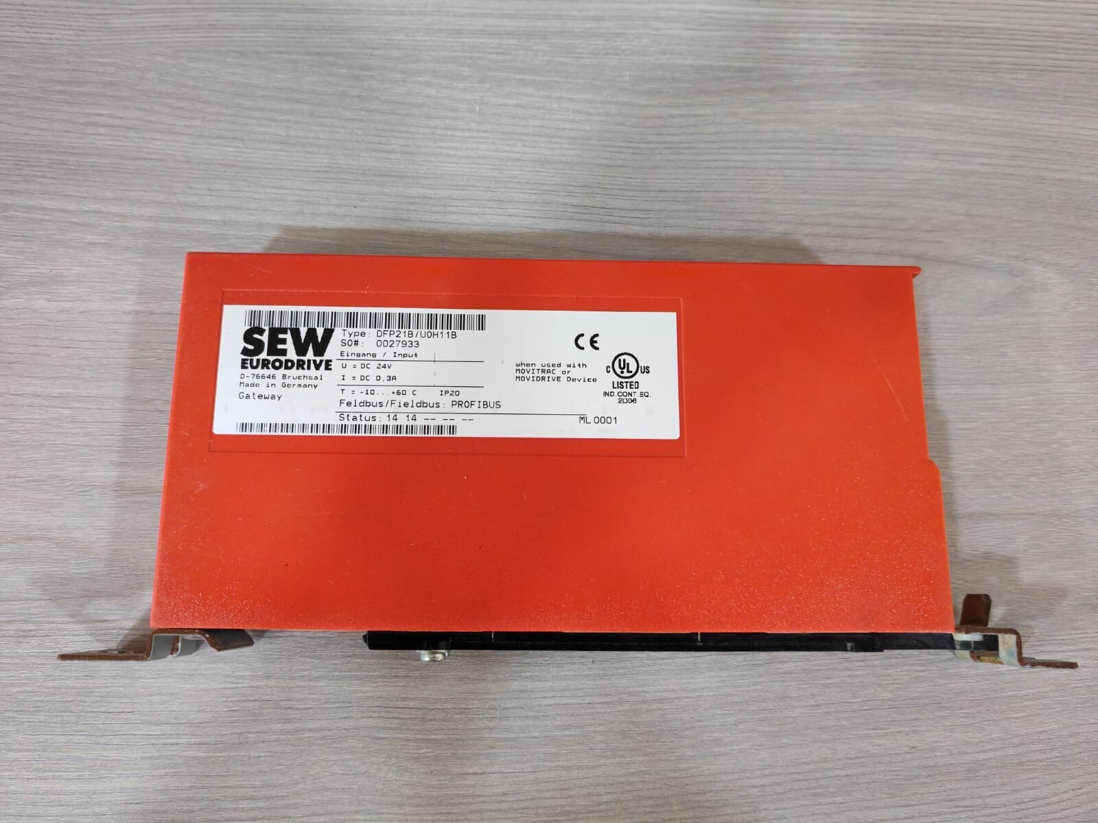 SEW-EURODRIVE DFP21B/U0H11B SEW EURODRIVE DFP21B/U0H11B PROFIBUS GATEWAY 24V 8