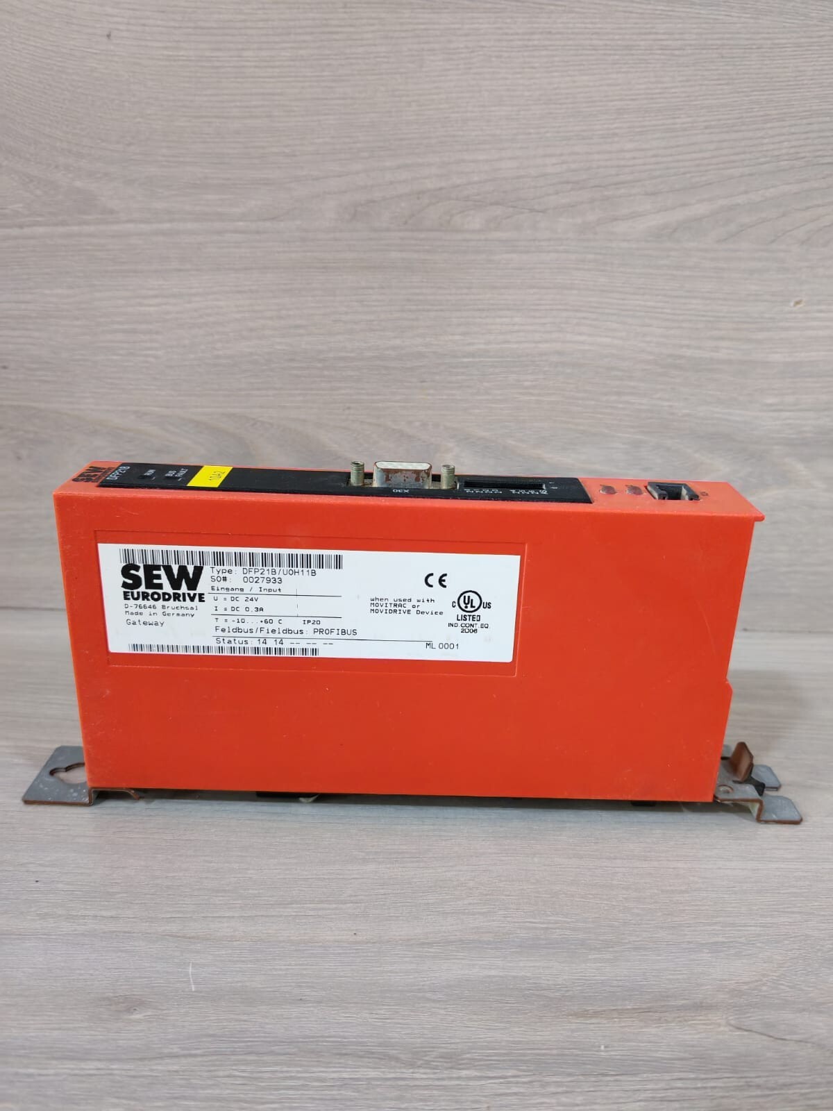 SEW-EURODRIVE DFP21B/U0H11B SEW EURODRIVE DFP21B/U0H11B PROFIBUS GATEWAY 24V 10